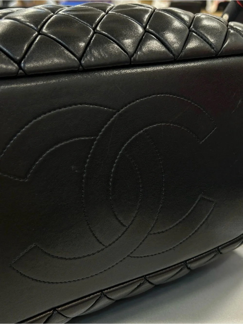 Chanel CC large double zipped Quilted Leather Shoulder Bag